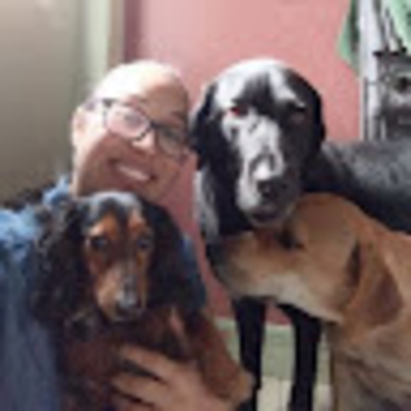 Meet your Posher, Jessica - Picture 1 of 1